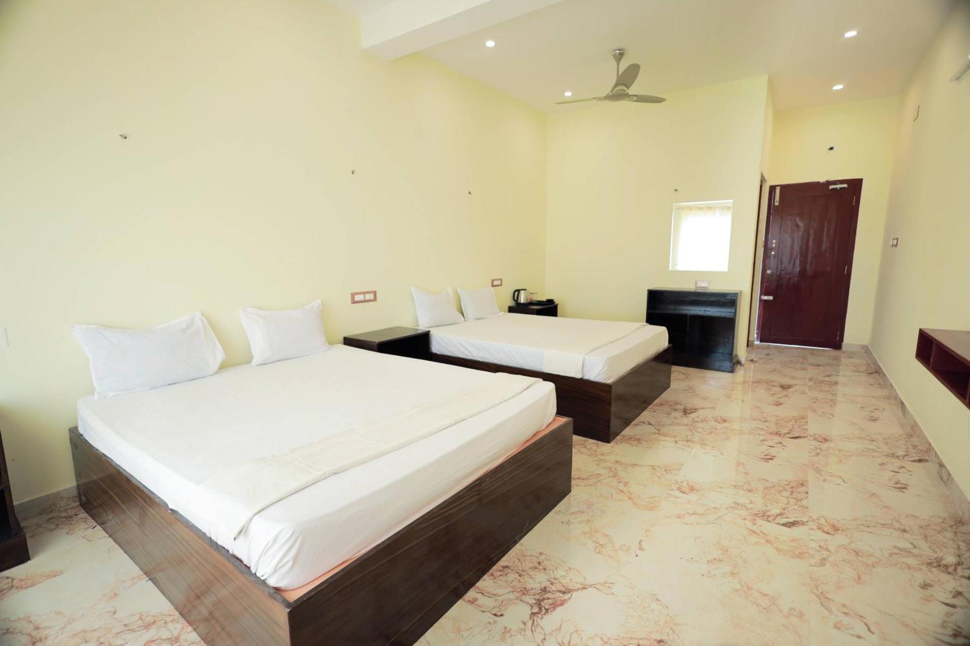Lk.Lodge Kanyakumari Buitenkant foto
